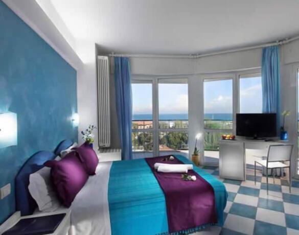 Hotel Lido Europa Riccione Exteriör bild